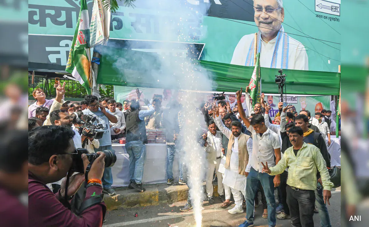 NDA crosses 200 seats in Bihar, alliance set for clear majority