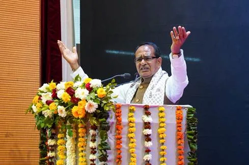 Centre Launches AI-Based ‘Bharat VISTAAR’ Scheme to Support Farmers