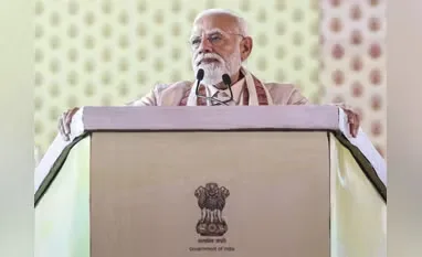 India Walks Diplomatic Tightrope Amid Iran–US Conflict