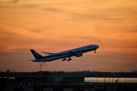 Aviation Sector Adjusts Routes as West Asia Airspace Tightens