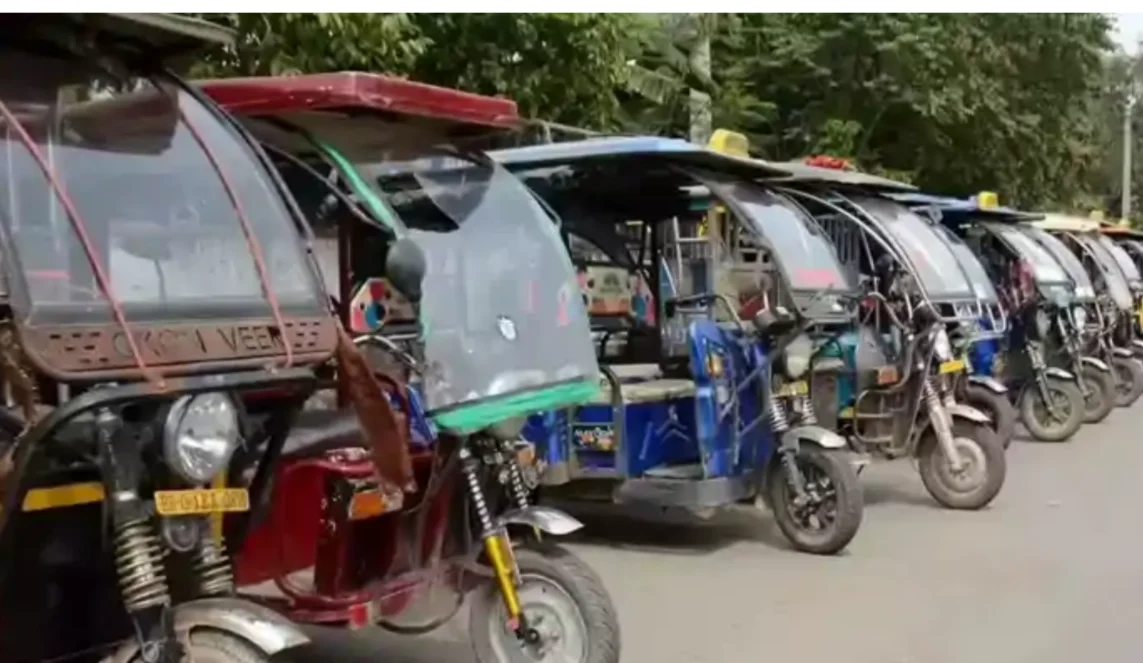 पटना में हैक हो रही E रिक्शा की बैटरी