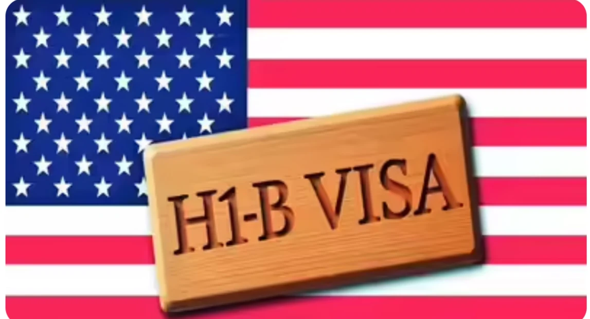 H 1b वीजा पर अमेरिका सख़्त