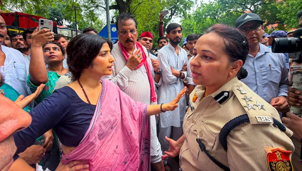 सी जे पी प्रदर्शन